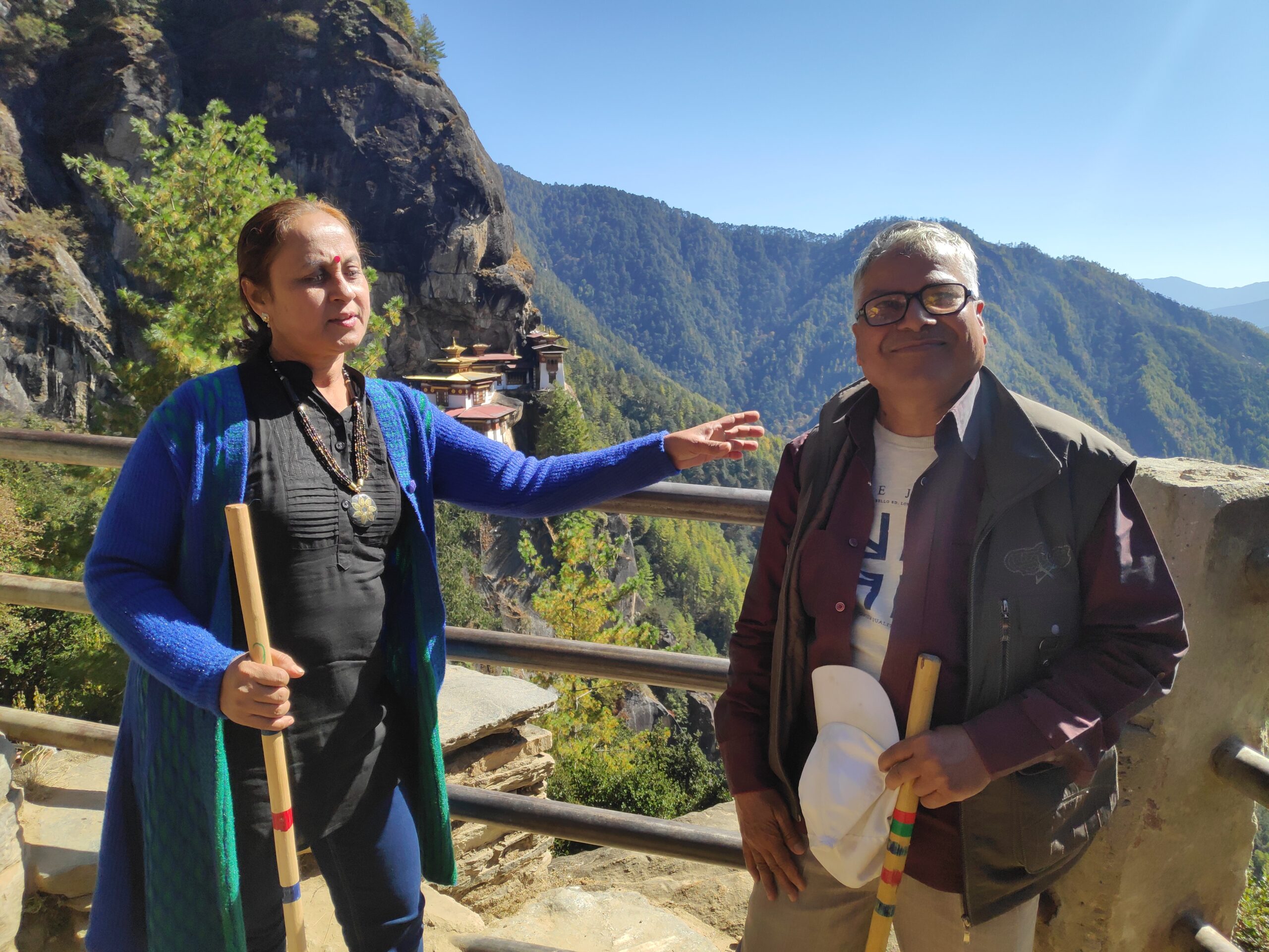 IMG_20191111_120513-scaled Why people hire Dragon Holidays?